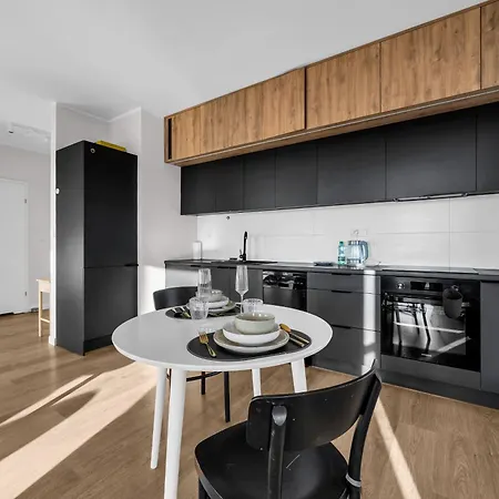 Yellow Soho Factory Elegant By Bookinghost Appartement